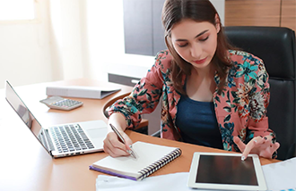 Imagem do curso: Eixo 5 - Concedendo suprimentos de fundos | Programa - Contratações Públicas: Seleção do Fornecedor.